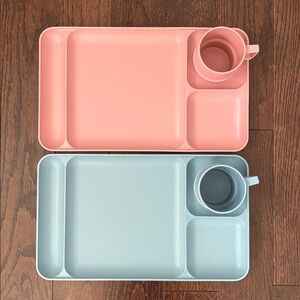 Vintage Tupperware divided trays and matching cups